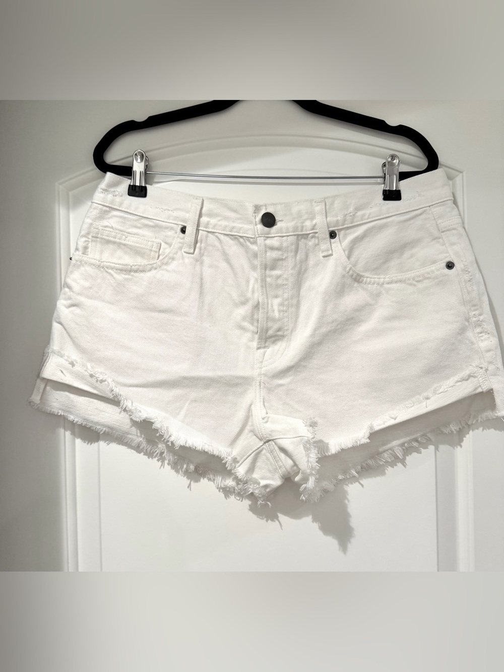 FRAME Denim Front Cuff High Waist Shorts White Size 29 worn 1x